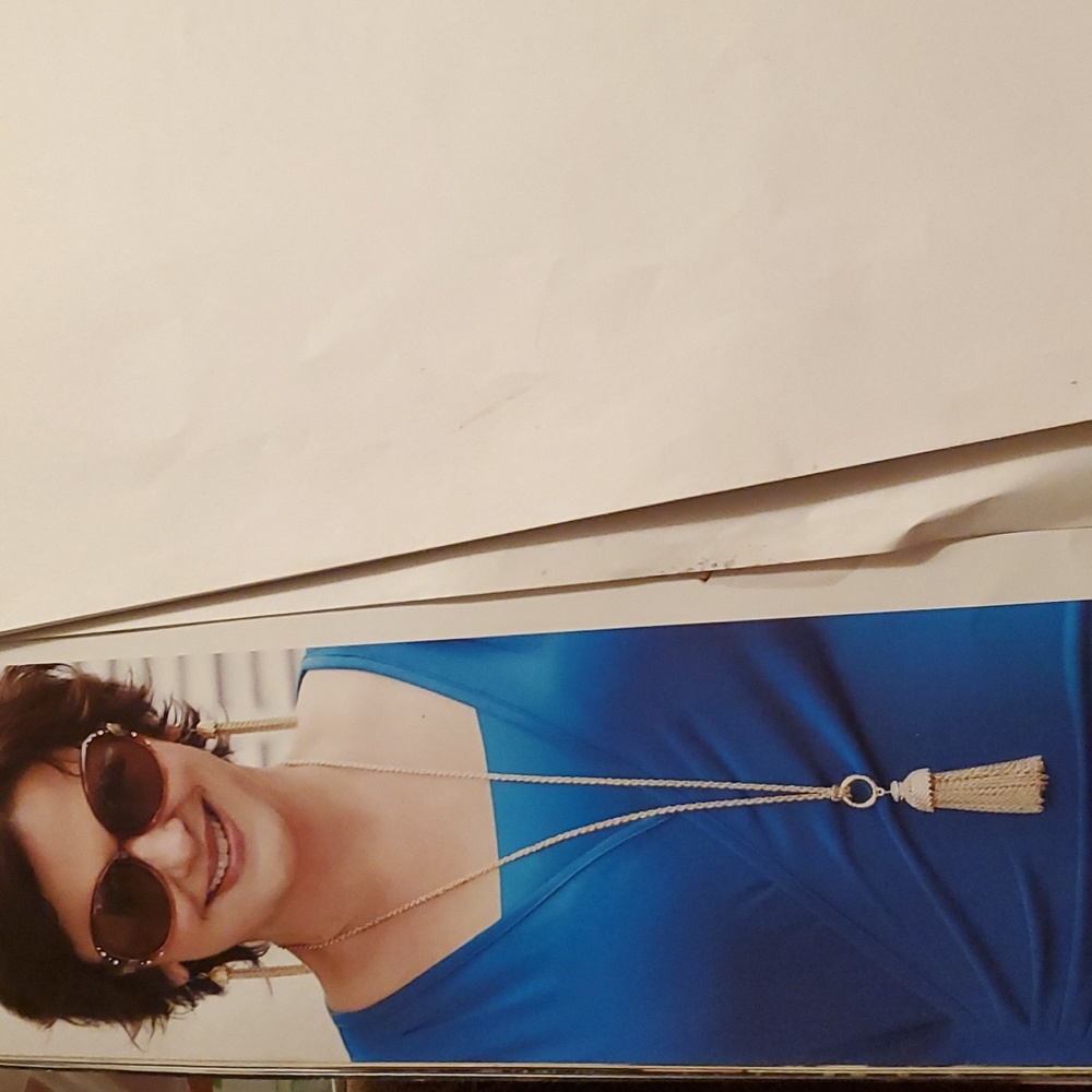 Tassel necklace gold chain 30" + 3" extender. New Celebrating Home Penelope Ann